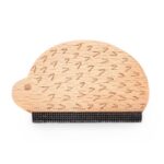 Wood Hedgehog Sweater Comb